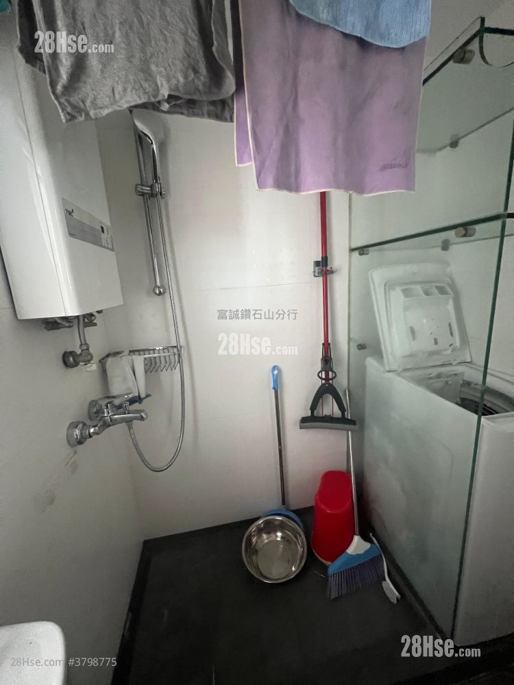 新丽花园 售盘 386 平方尺