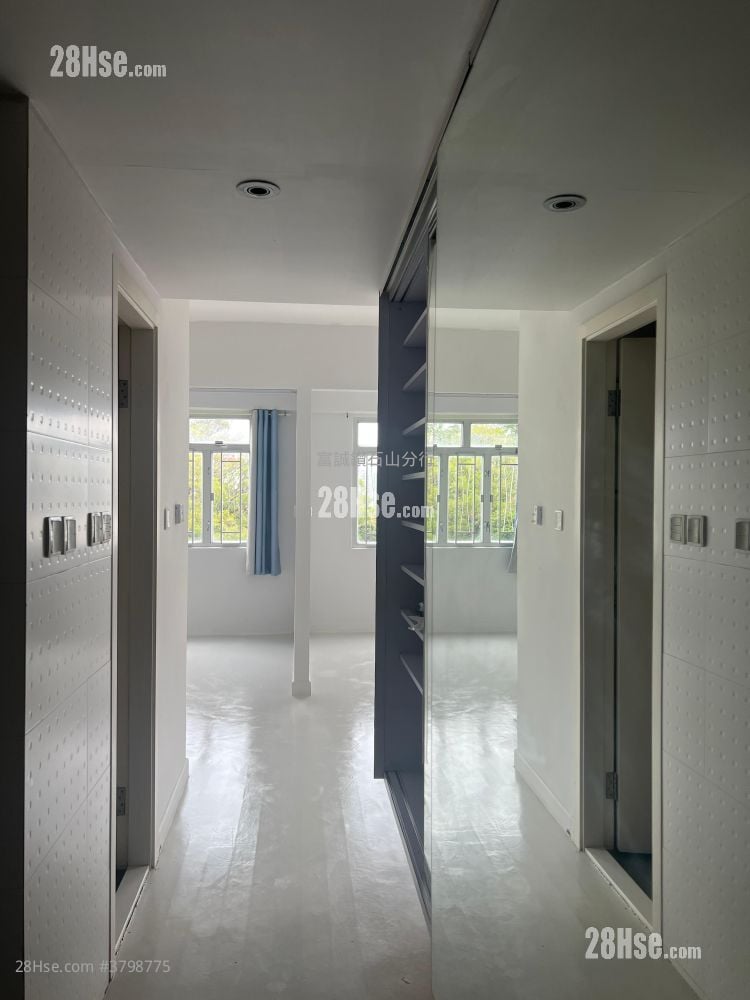 新丽花园 售盘 386 平方尺