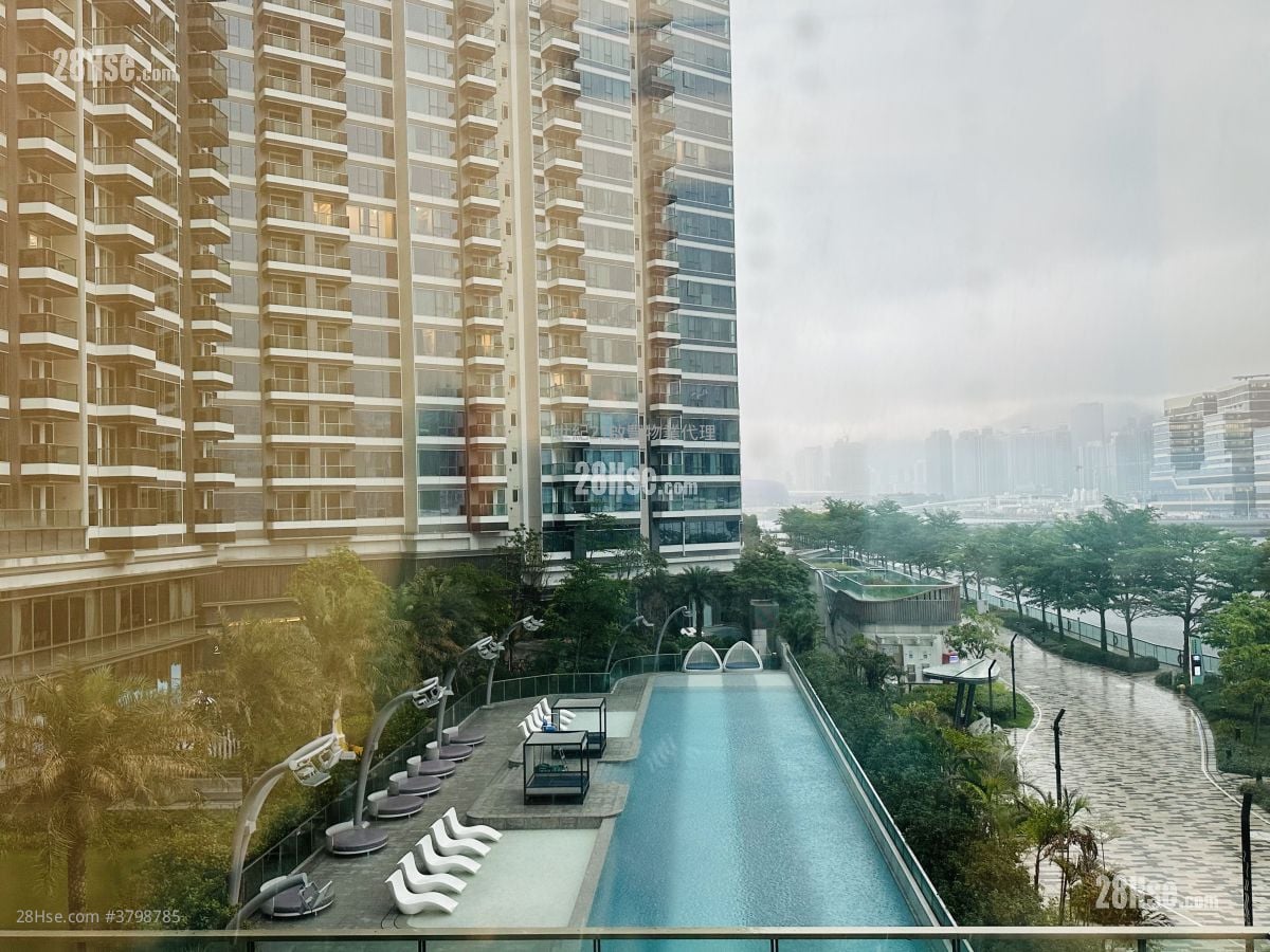 Miami Quay Rental 2 Bedrooms , 1 Bathroom 491 ft²