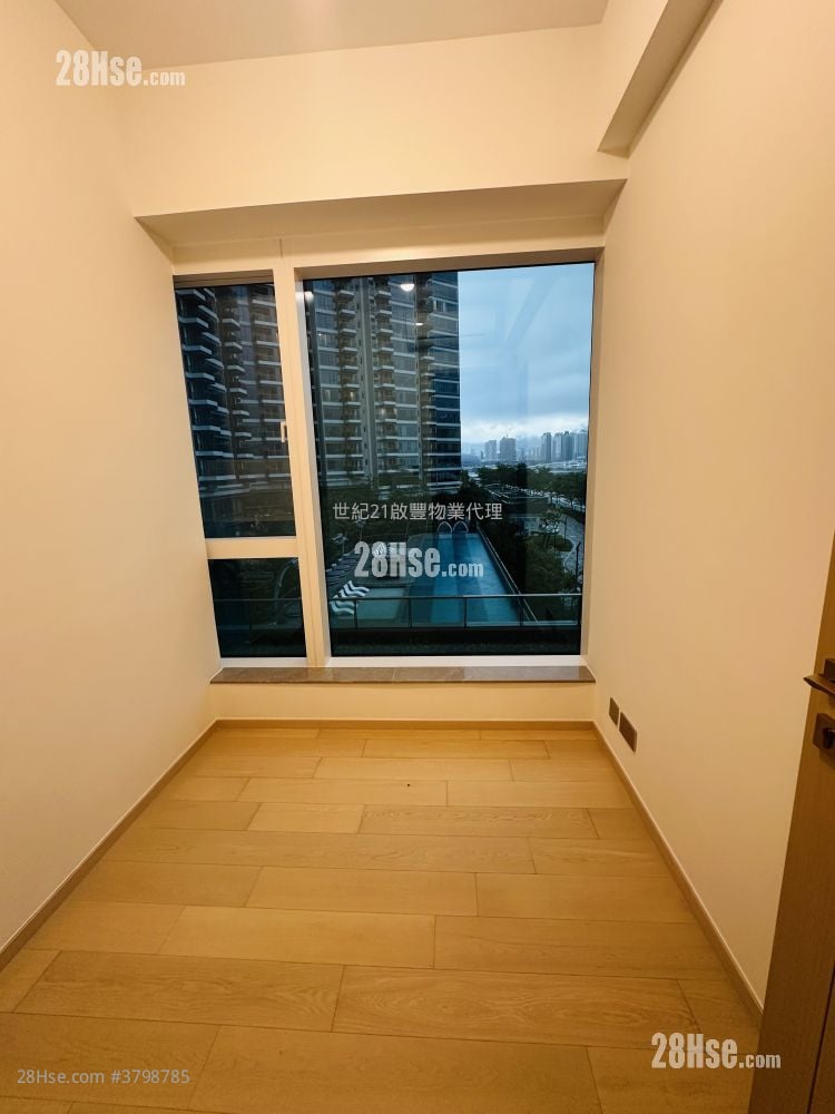 Miami Quay Rental 2 Bedrooms , 1 Bathroom 491 ft²