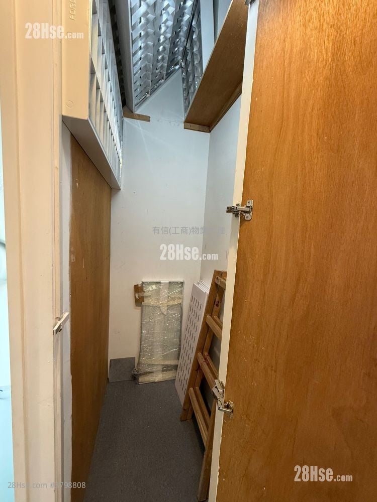 Global Gateway Tower 租盘 1 房 614 平方尺