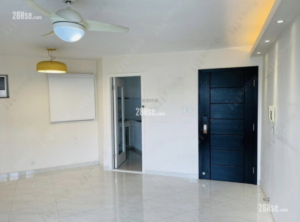 South Horizons Sell 3 Bedrooms 721 ft²