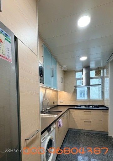 One Beacon Hill Rental 3 Bedrooms , 2 Bathrooms 1,062 ft²