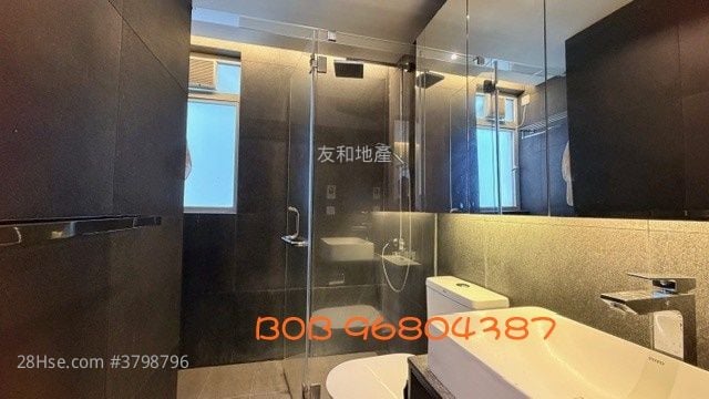 One Beacon Hill Rental 3 Bedrooms , 2 Bathrooms 1,062 ft²