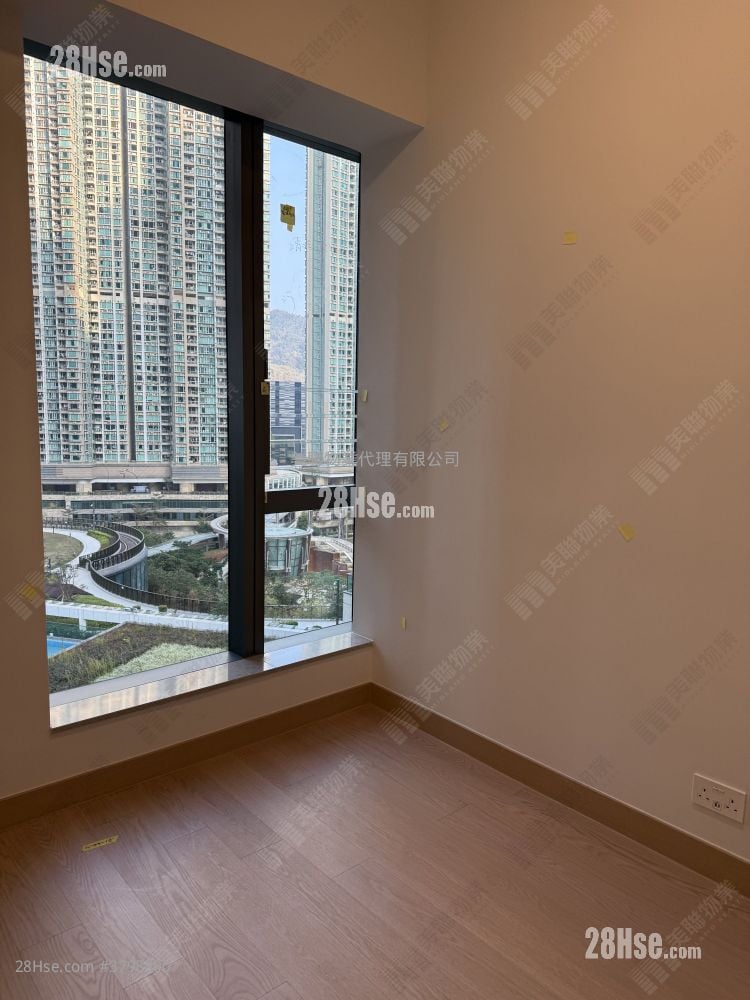 Seasons Place 租盘 1 房 , 1 浴室 323 平方尺