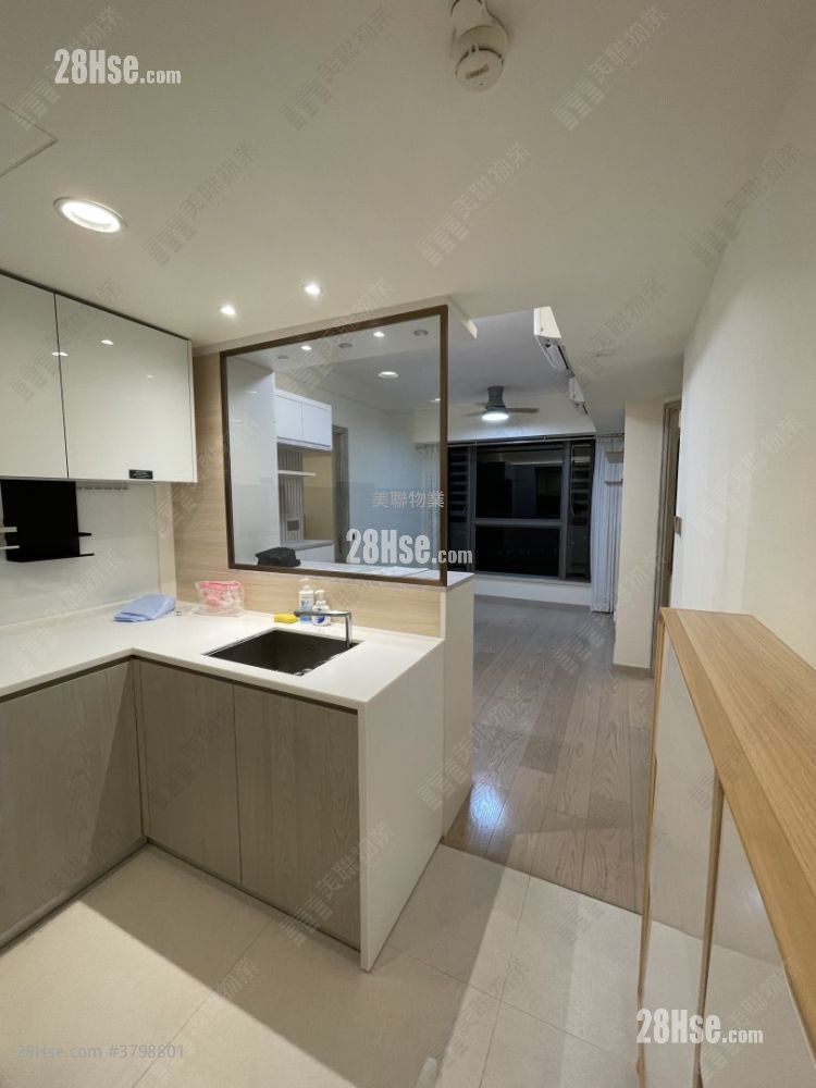 Sea To Sky Sell 2 Bedrooms , 1 Bathroom 482 ft²