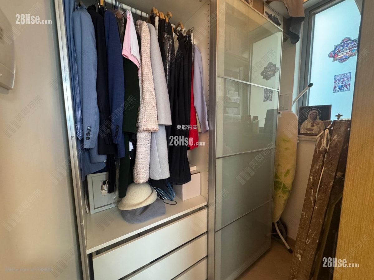 峻峦 售盘 2 房 , 1 浴室 572 平方尺