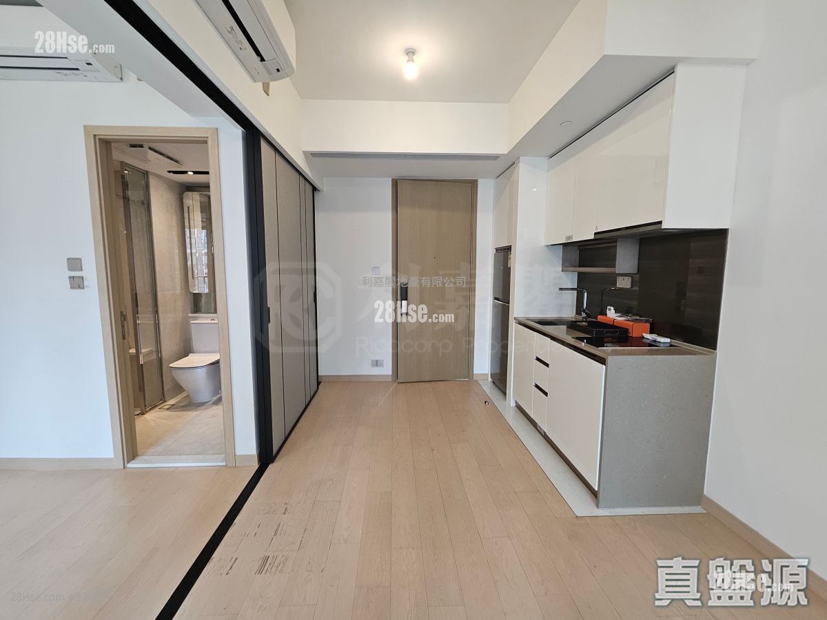 K. Summit Rental 1 Bedroom , 1 Bathroom 293 ft²