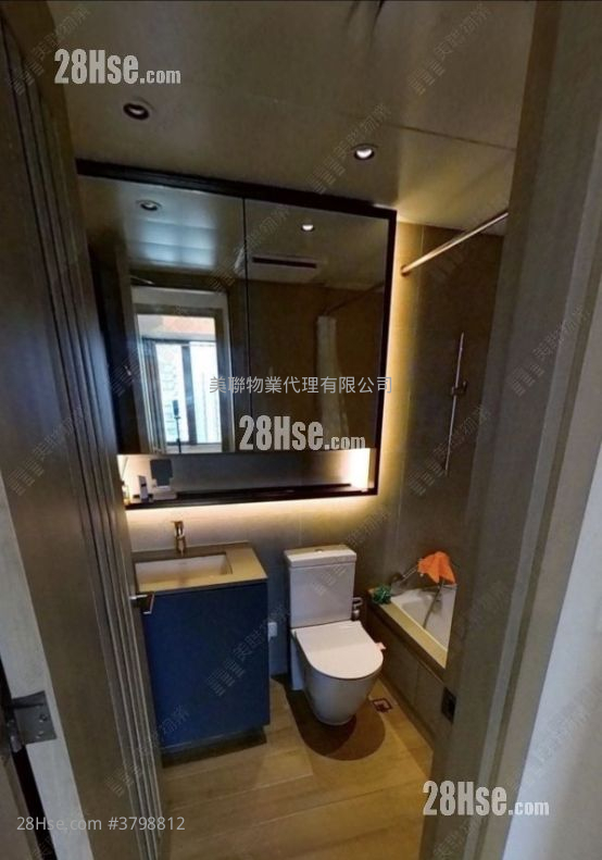 Lp6 Sell 2 Bedrooms , 1 Bathroom 463 ft²