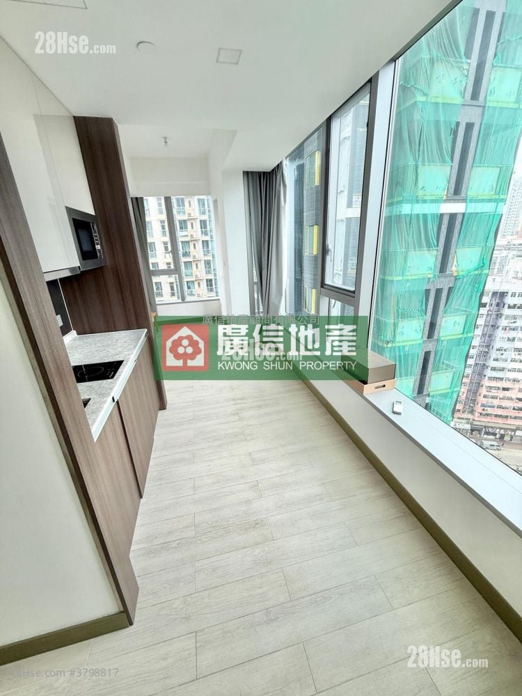 L Living 23 Rental Studio , 1 Bathroom 276 ft²