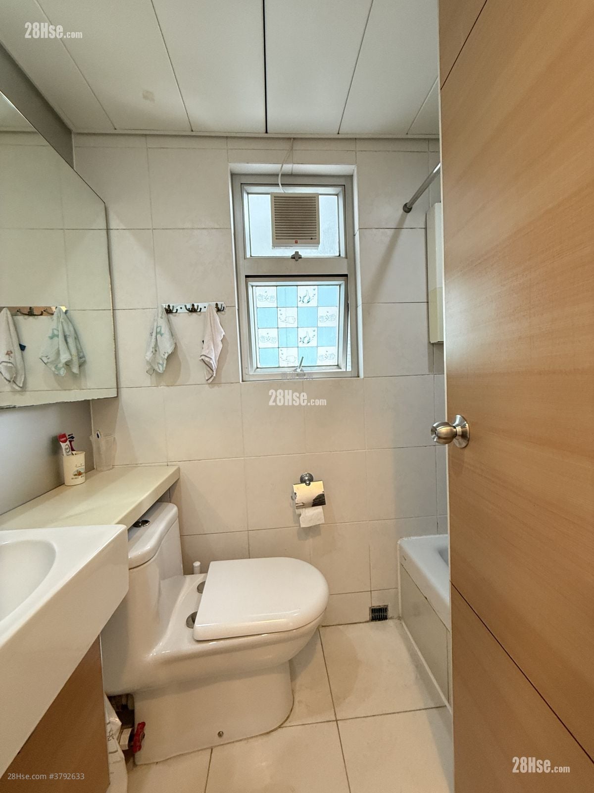 港湾豪庭 售盘 3 房 , 1 浴室 511 平方尺