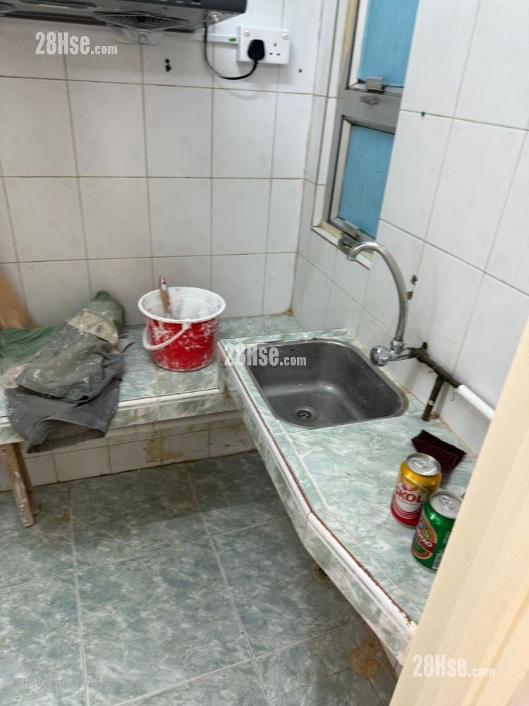 Chinese Mansion Rental 2 Bedrooms , 1 Bathroom 380 ft²