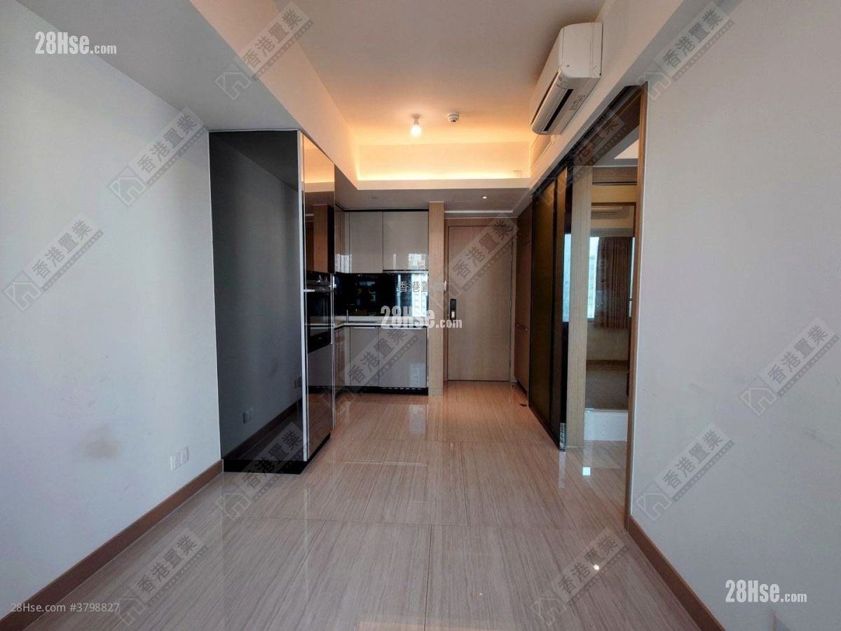 Cullinan West Sell 1 Bedroom , 1 Bathroom 350 ft²