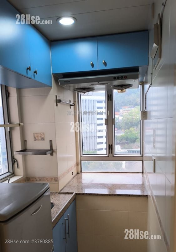 Cheung Fai Building Sell 2 Bedrooms , 1 Bathroom 243 ft²