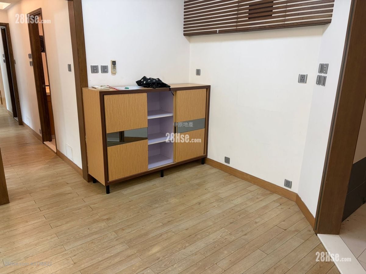 Grand Del Sol Sell 3 Bedrooms 739 ft²