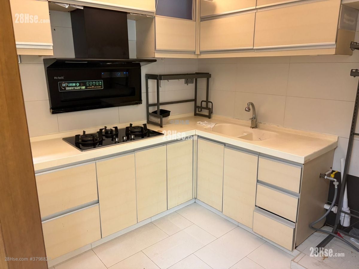 Grand Del Sol Sell 3 Bedrooms 739 ft²