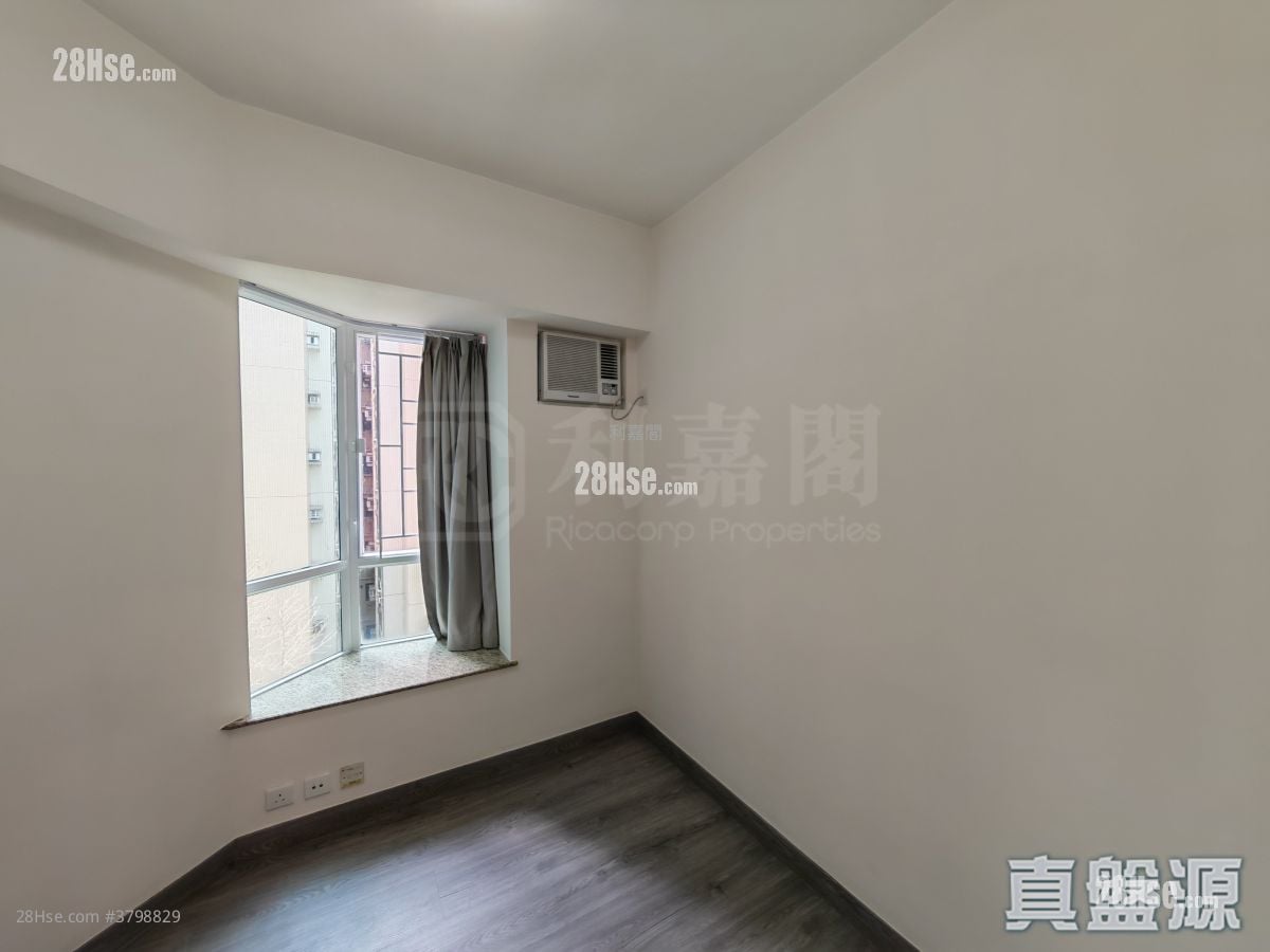 Grand Del Sol Sell 3 Bedrooms , 1 Bathroom 756 ft²