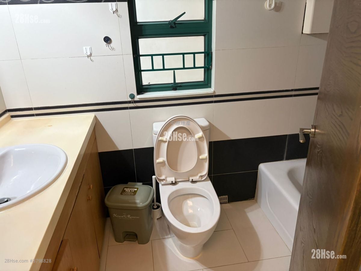 Grand Del Sol Sell 3 Bedrooms , 2 Bathrooms 739 ft²