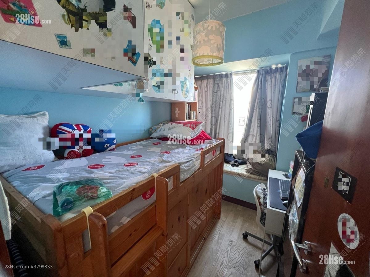 怡峰 售盘 3 房 , 2 浴室 818 平方尺