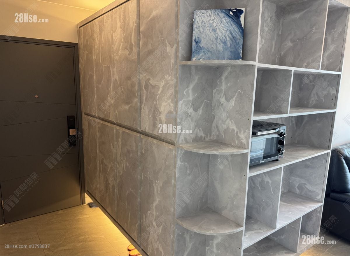 君傲湾 售盘 3 房 , 1 浴室 597 平方尺