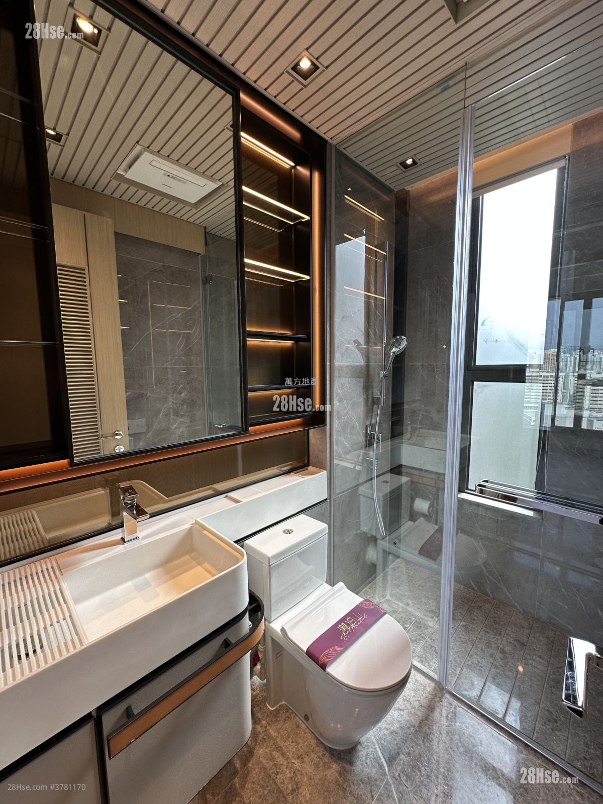 St. Michel Sell 4 Bedrooms , 2 Bathrooms 1,211 ft²