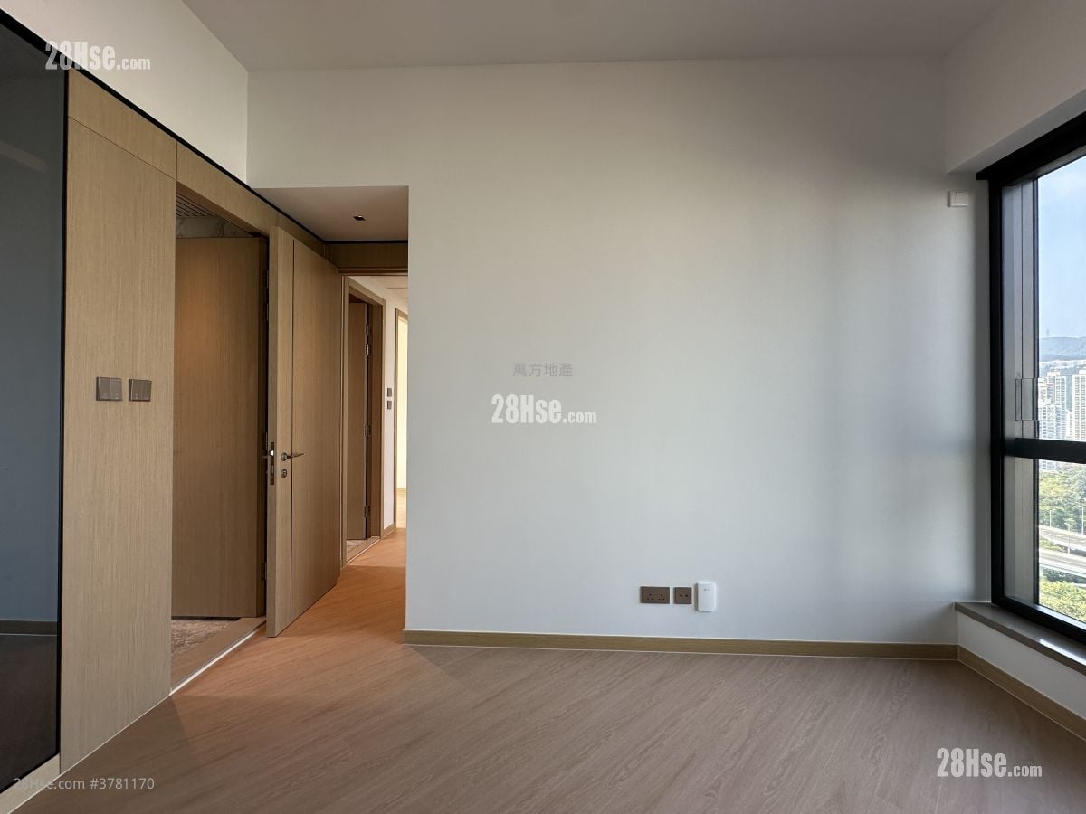 St. Michel Sell 4 Bedrooms , 2 Bathrooms 1,211 ft²