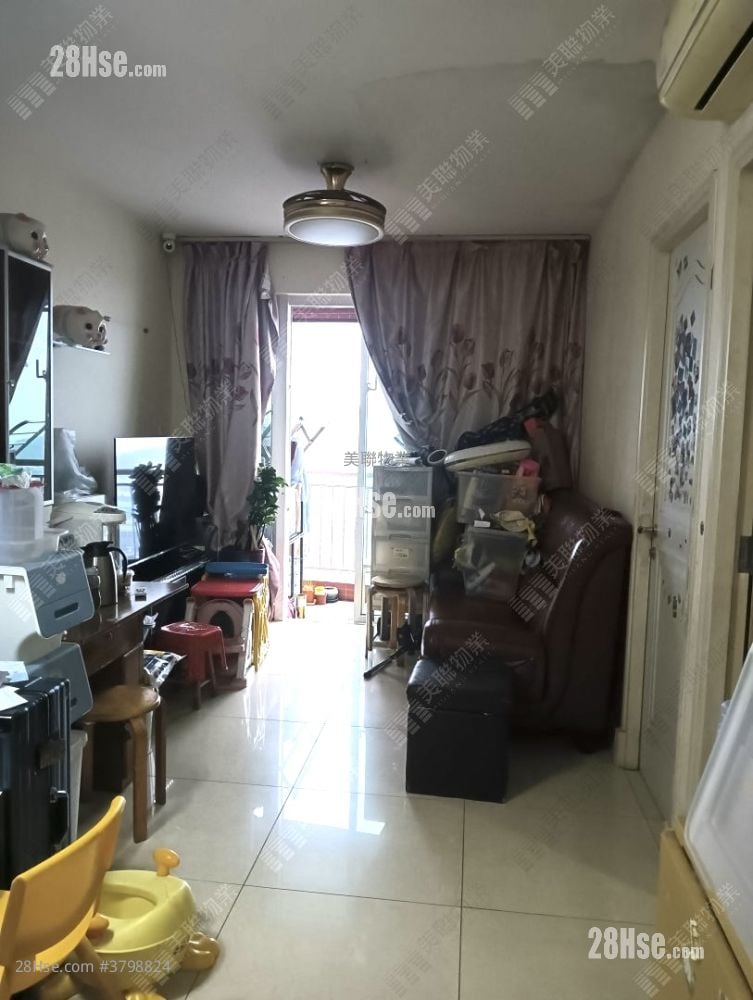 Central Park Towers Sell 2 Bedrooms , 1 Bathroom 496 ft²