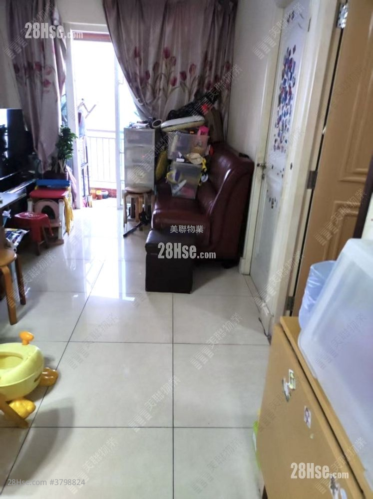 Central Park Towers Sell 2 Bedrooms , 1 Bathroom 496 ft²