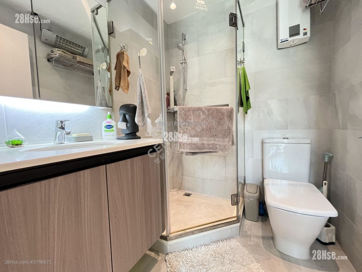 御花园 售盘 3 房 1,234 平方尺