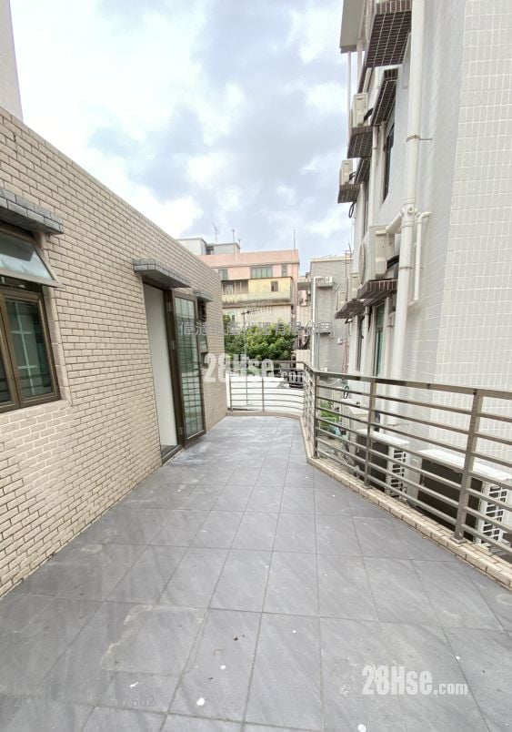 Village Rental 1 Bedroom , 1 Bathroom 400 ft²