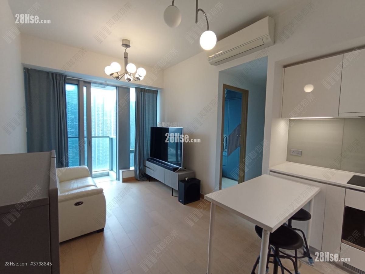 Malibu Sell 2 Bedrooms , 1 Bathroom 459 ft²