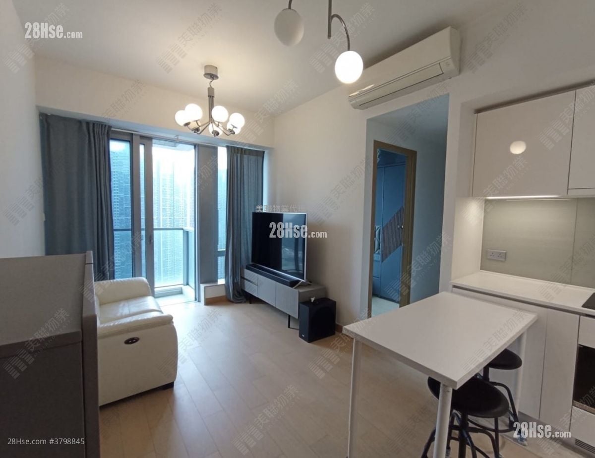 Malibu Sell 2 Bedrooms , 1 Bathroom 459 ft²