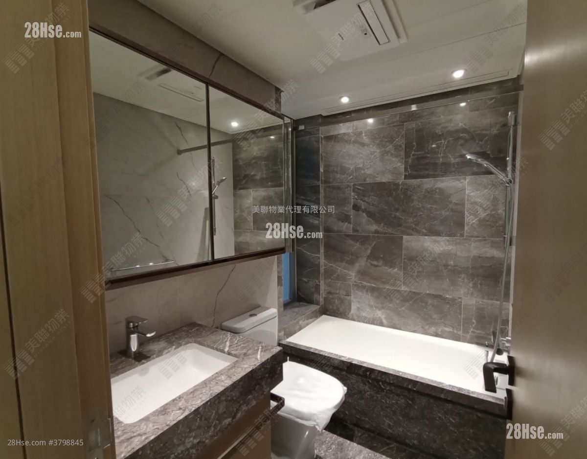 Malibu Sell 2 Bedrooms , 1 Bathroom 459 ft²