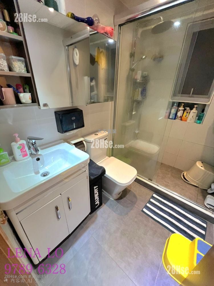 村屋 售盘 3 房 , 1 浴室 700 平方尺