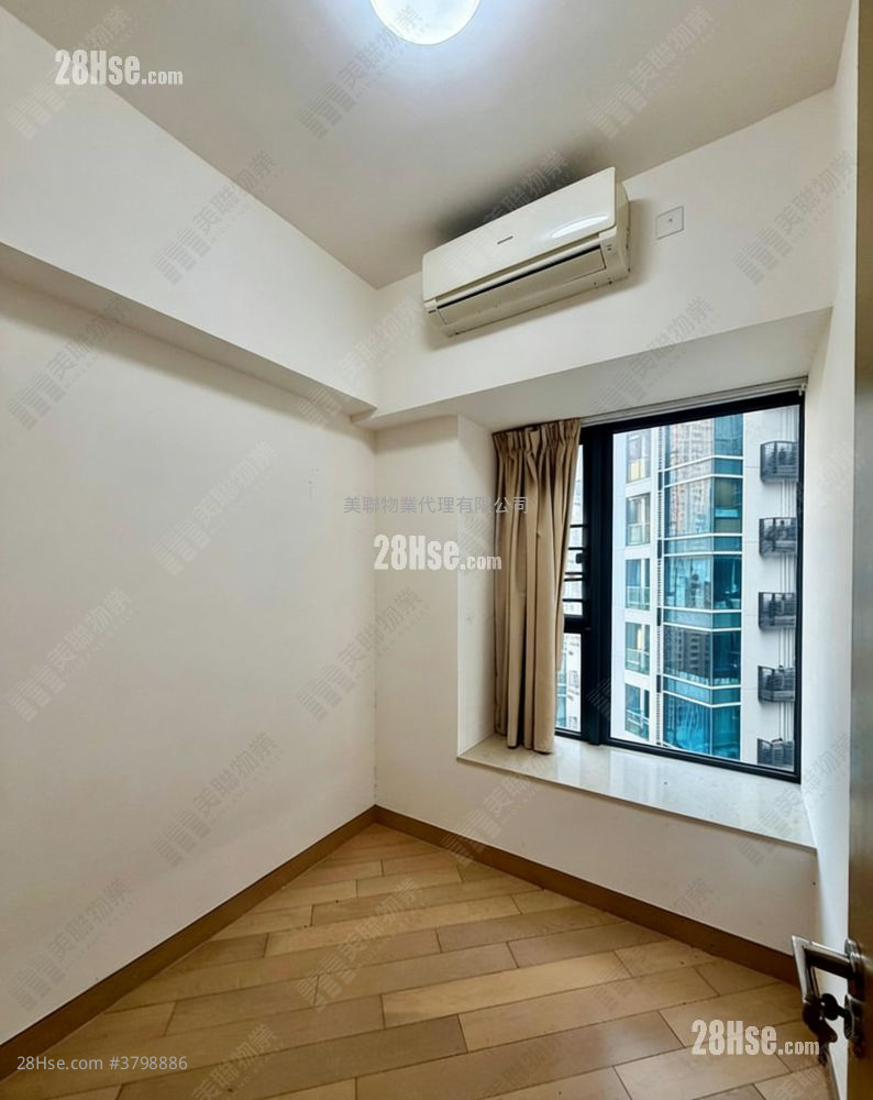 The Wings Rental 2 Bedrooms , 2 Bathrooms 886 ft²