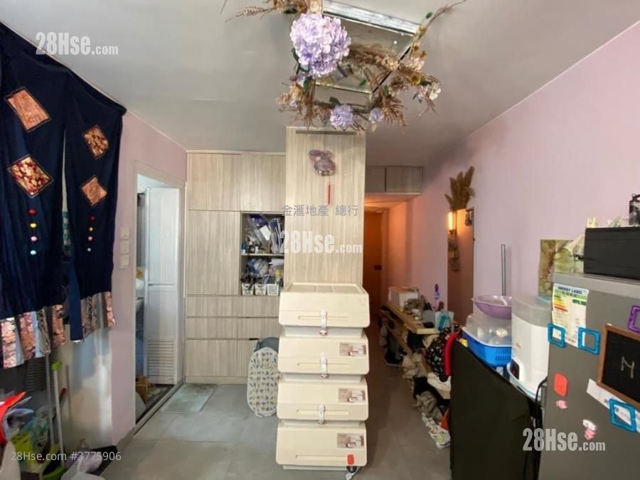 东头(二)邨 售盘 1 房 , 1 浴室 267 平方尺