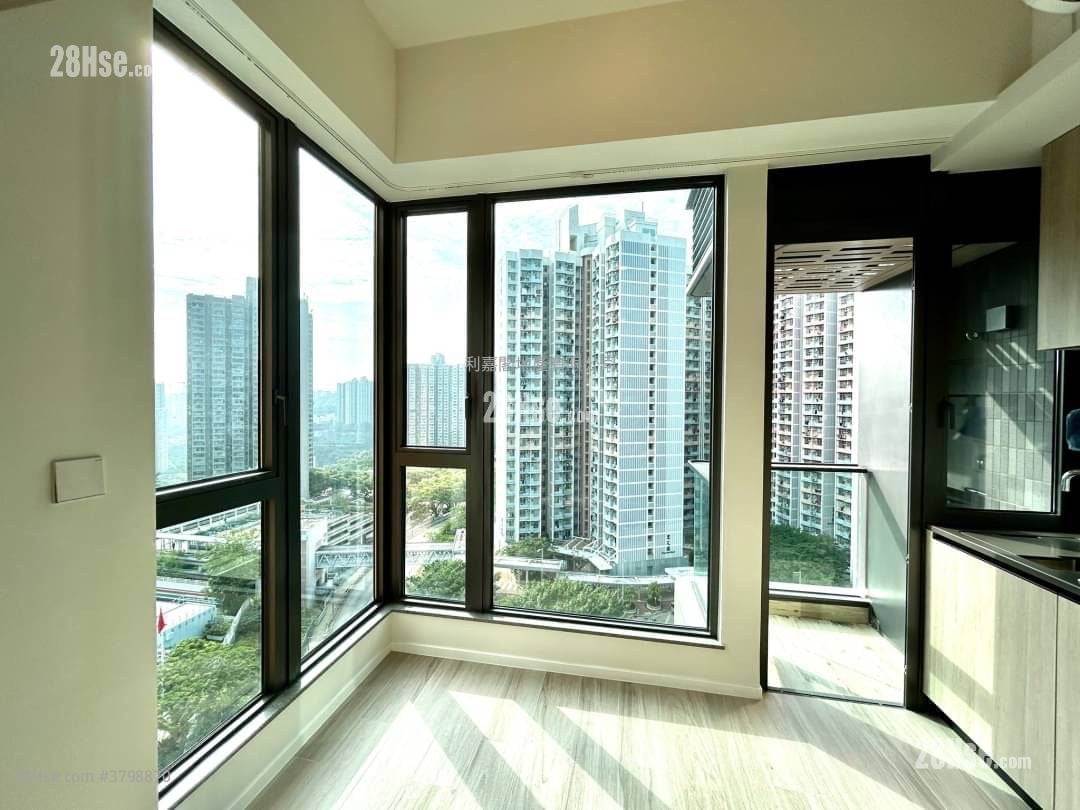 The Met.azure Rental 1 Bathroom 207 ft²