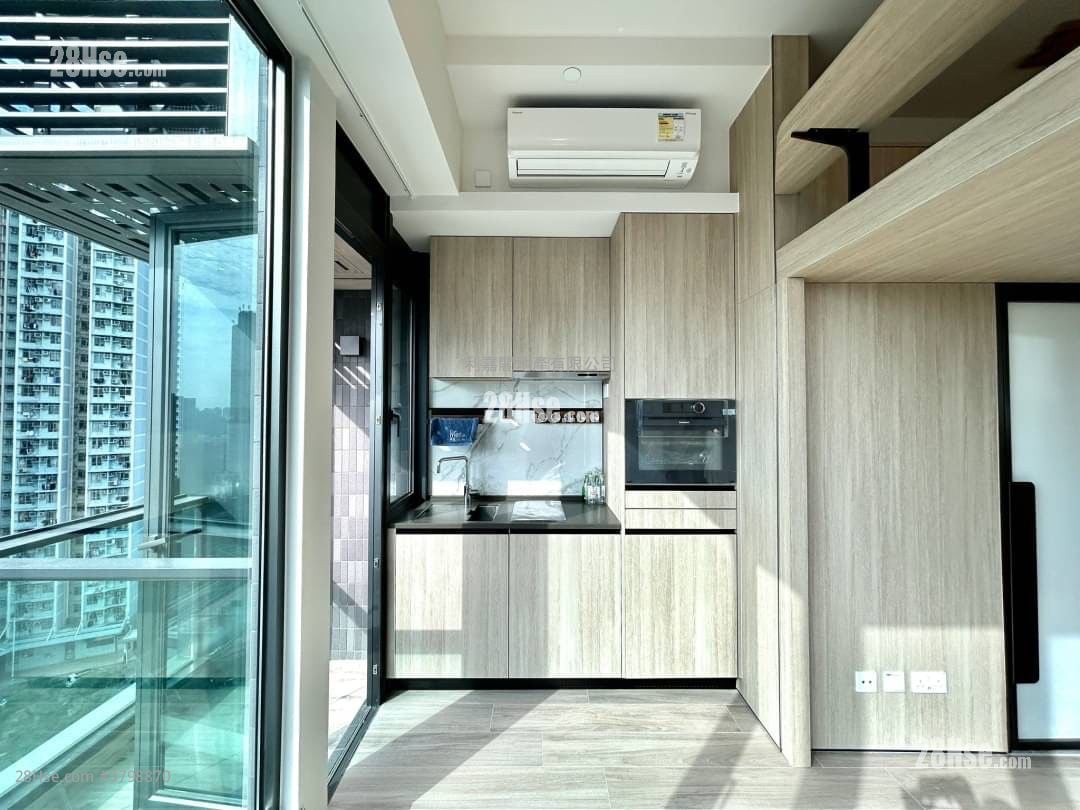 The Met.azure Rental 1 Bathroom 207 ft²