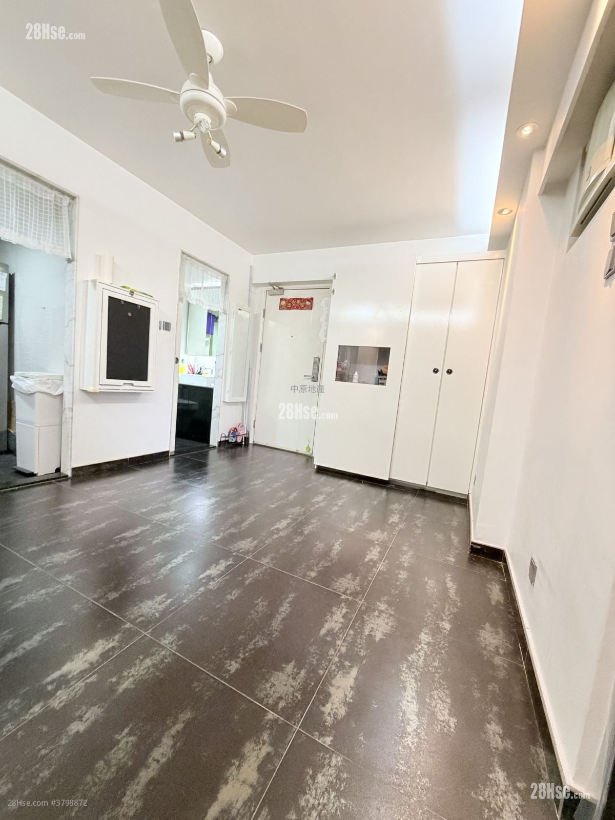 The Sherwood Sell 3 Bedrooms 568 ft²