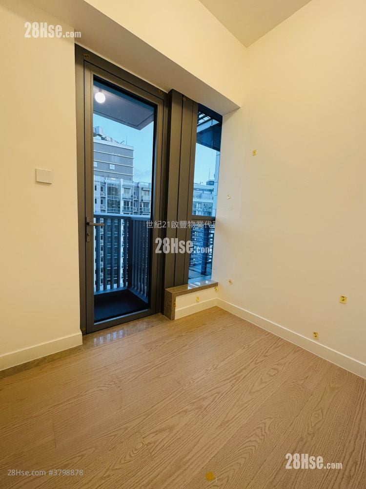 Monaco Rental 3 Bedrooms , 1 Bathroom 674 ft²