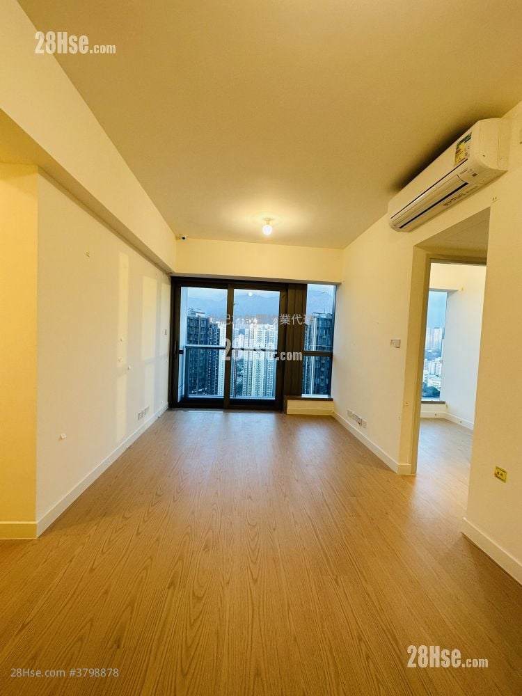 Monaco Rental 3 Bedrooms , 1 Bathroom 674 ft²