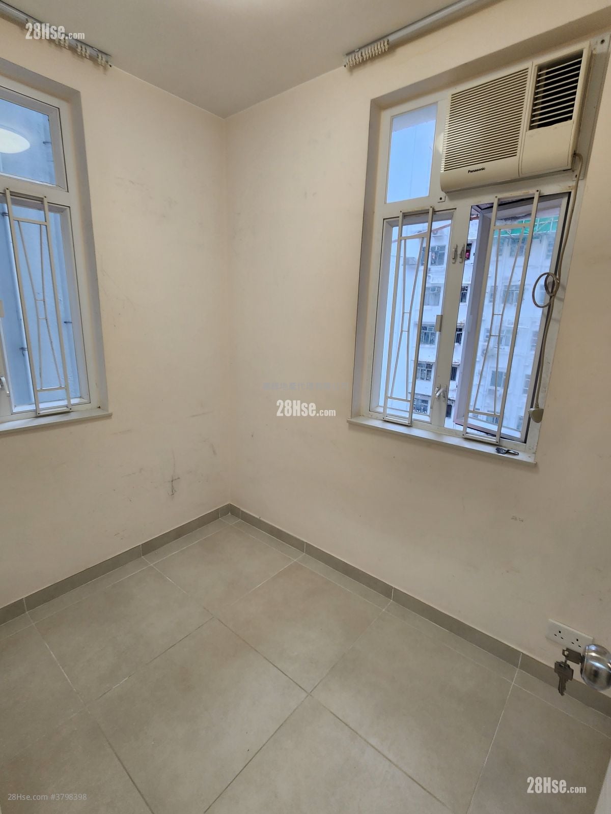 Viking Garden Rental 2 Bedrooms , 1 Bathroom 452 ft²