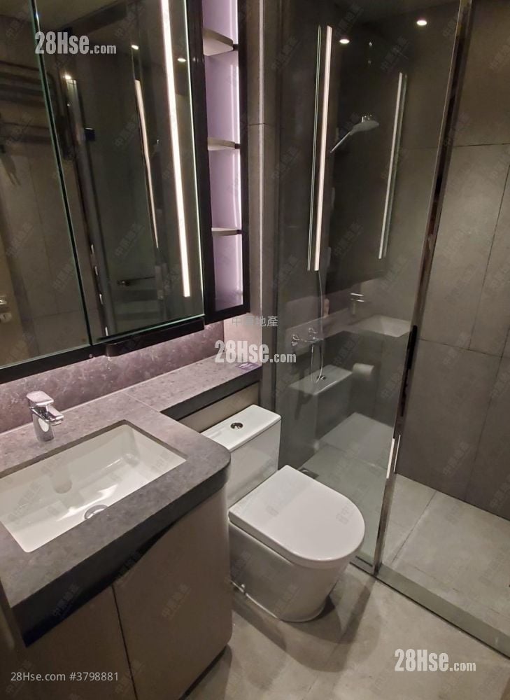 Yoho West Sell 2 Bedrooms 409 ft²