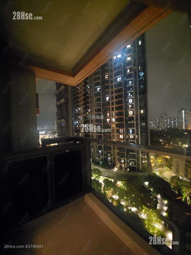 Yoho West Sell 2 Bedrooms 409 ft²