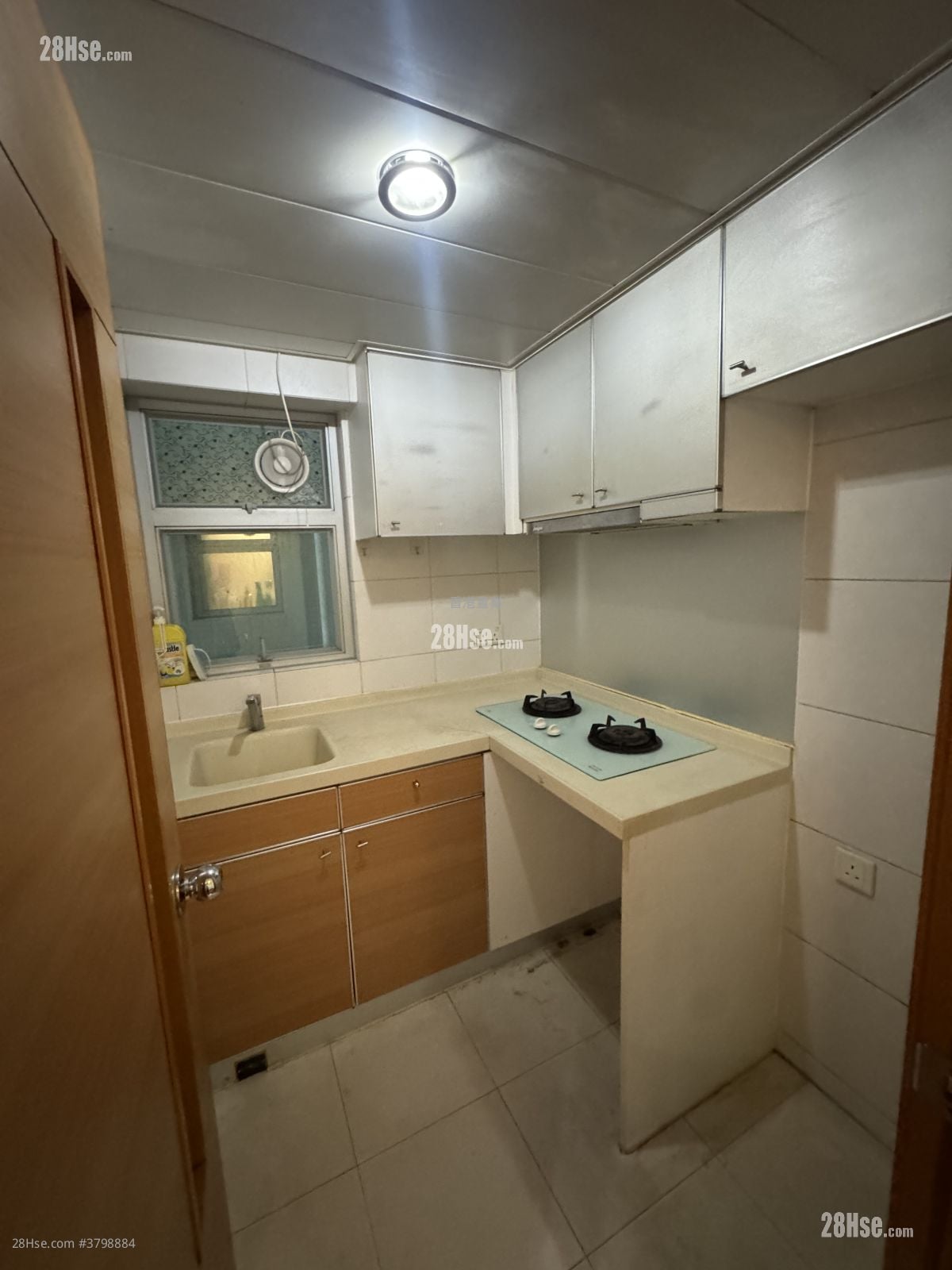 Metro Harbour View Sell 2 Bedrooms 347 ft²