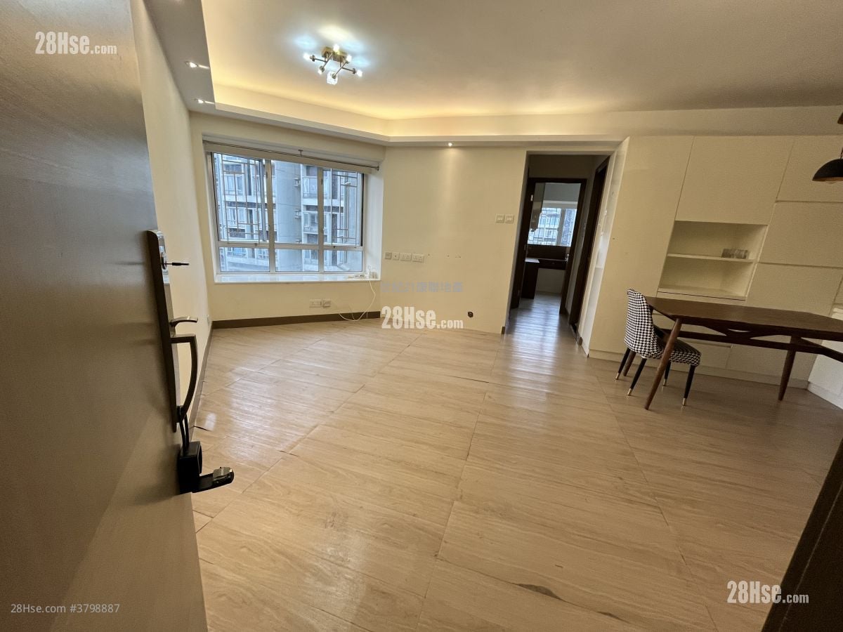 Laguna City Sell 2 Bedrooms , 1 Bathroom 522 ft²