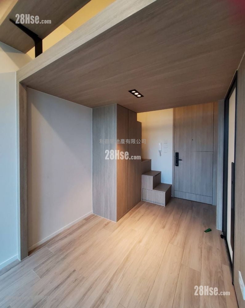 The Met.azure Rental 1 Bathroom 207 ft²