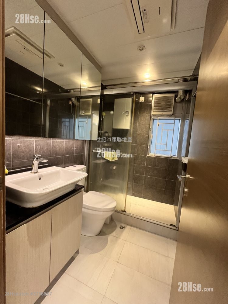 Laguna City Sell 2 Bedrooms , 1 Bathroom 522 ft²