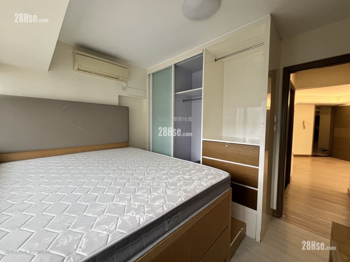 Laguna City Sell 2 Bedrooms , 1 Bathroom 522 ft²