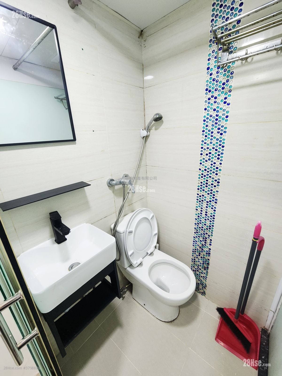 单幢楼房 租盘 160 平方尺